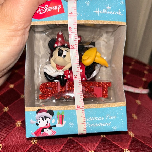Minnie Mouse holiday ornament - Picture 5 of 7
